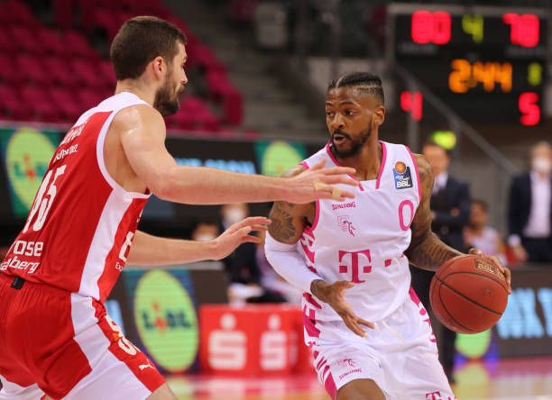 6亿欧元的 6亿欧元的